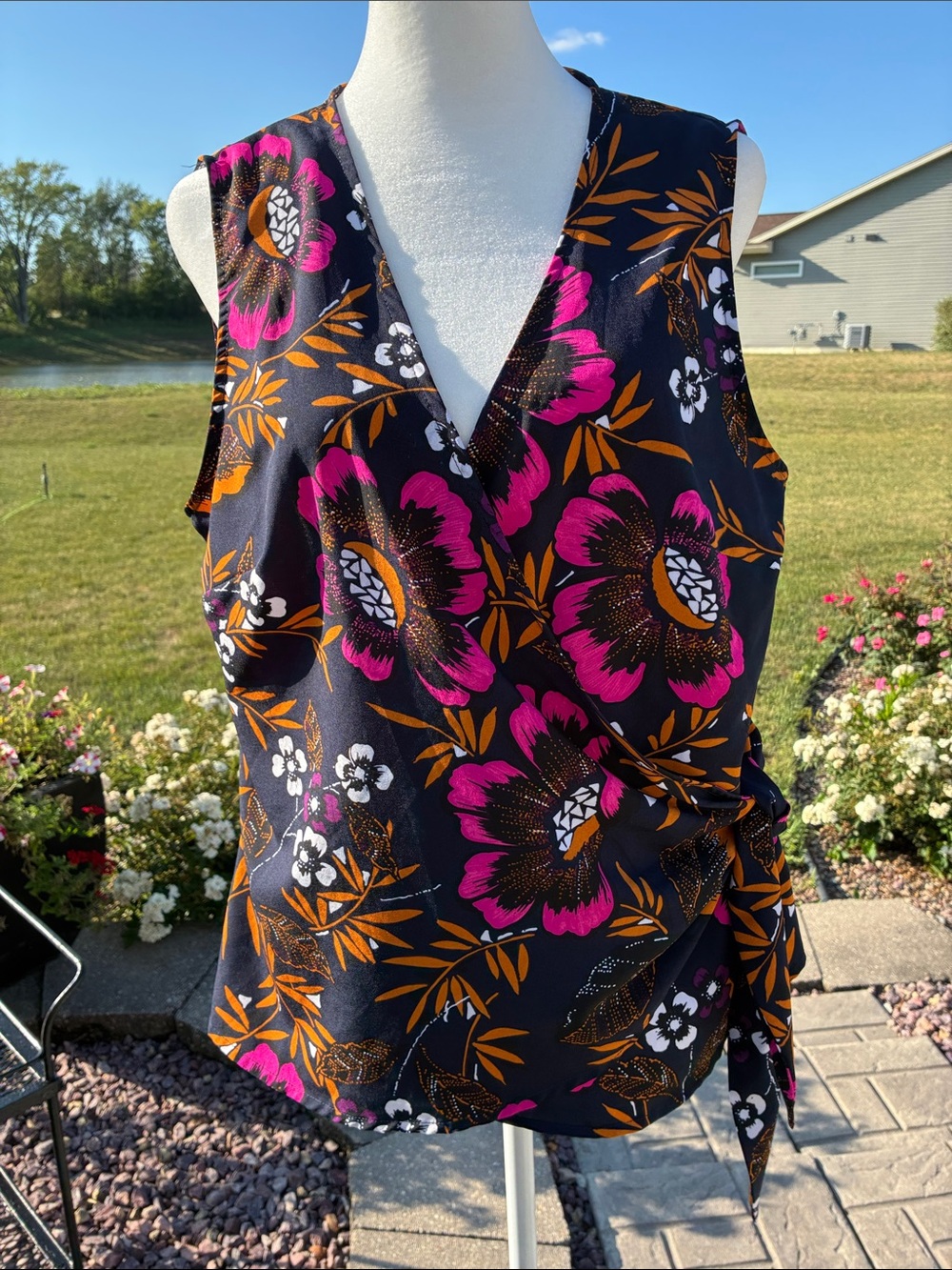 a new day Navy floral wrap top with tie L
